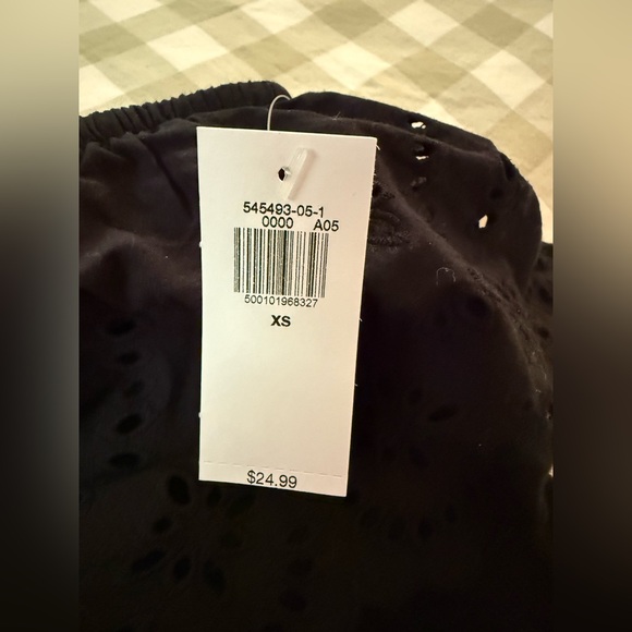 Black One-Shoulder Ruffle Top - Picture 3 of 4